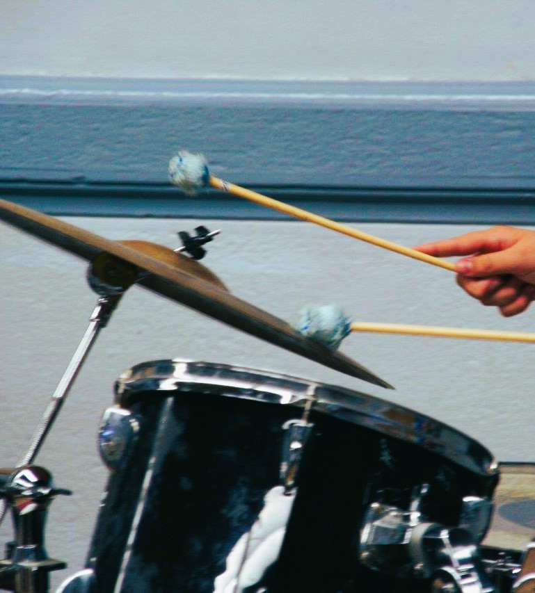Musically recrute un prof de percussions
