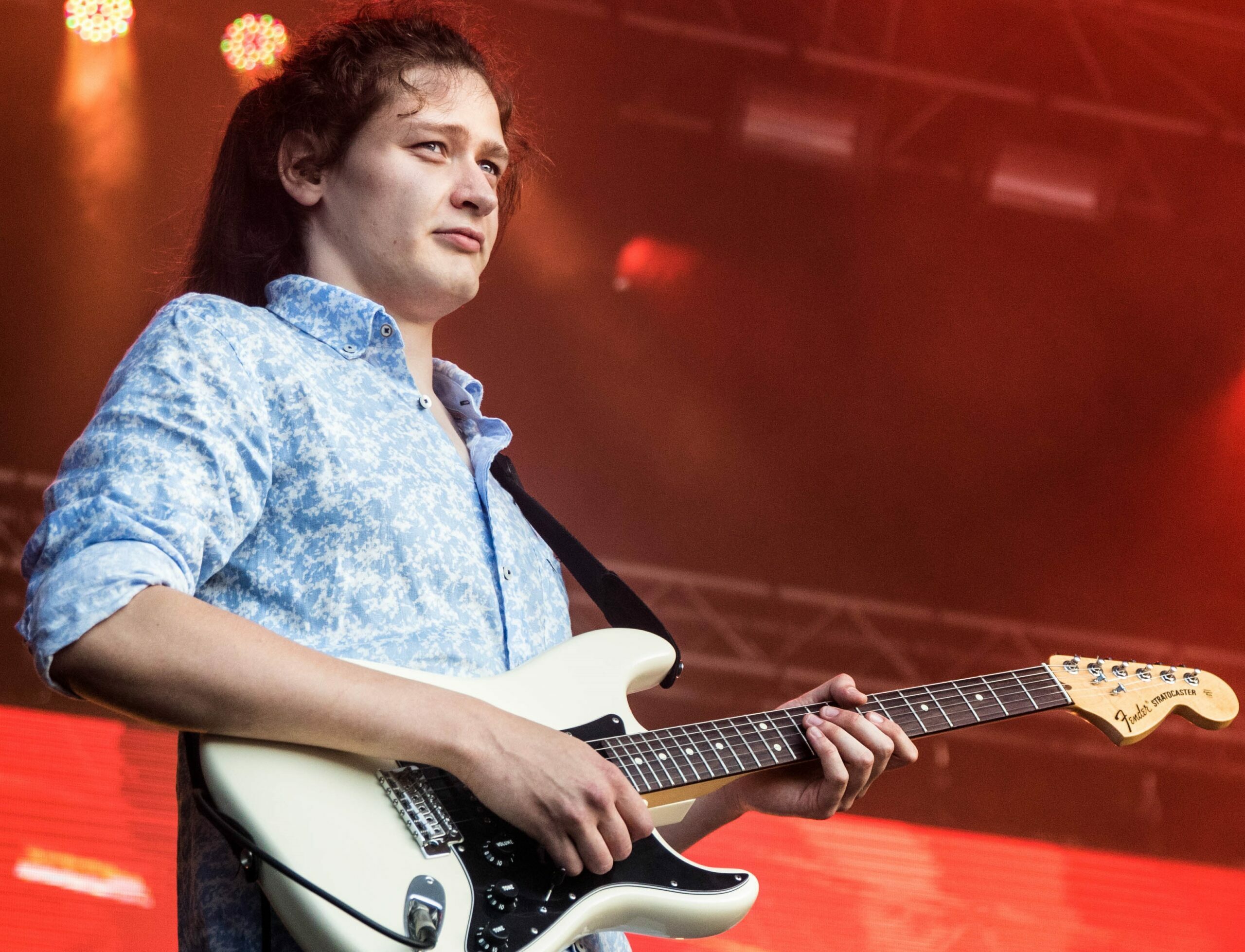 Photo de Galtier Le Bihan en concert jouant de la guitare électrique